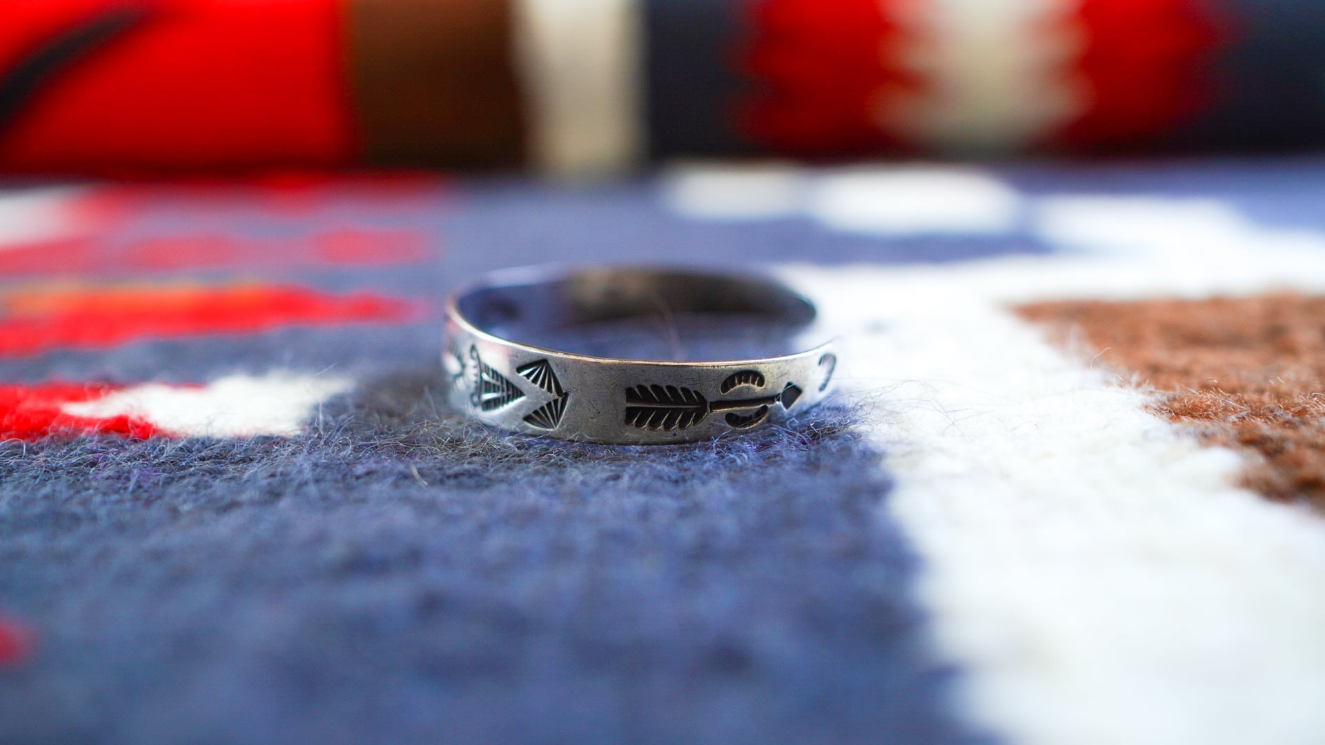 1920-1940s】ナバホ スワスティカ 逆卍 バングル 《ネイティブ