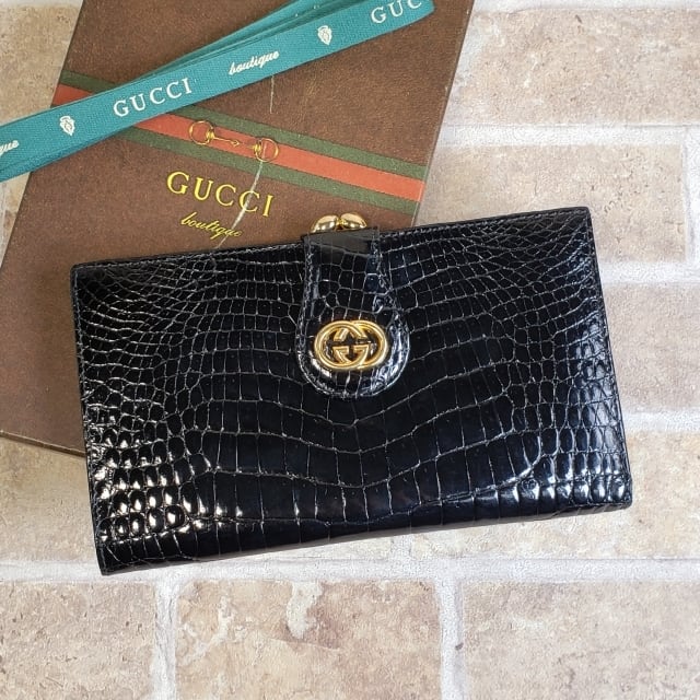 e16dd03a7811834d8a61d395984d80