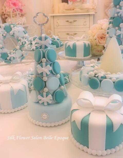 マカロンタワー】ティファニーブルーのマカロンタワー | シルク