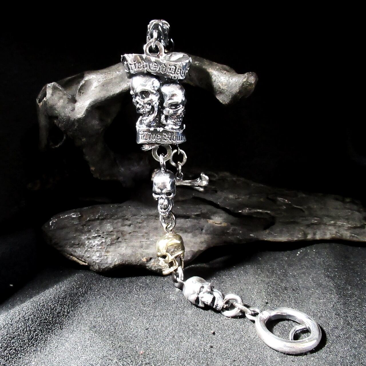 Two Face Skull bracelet ツーフェイススカルブレスレット | ARMS