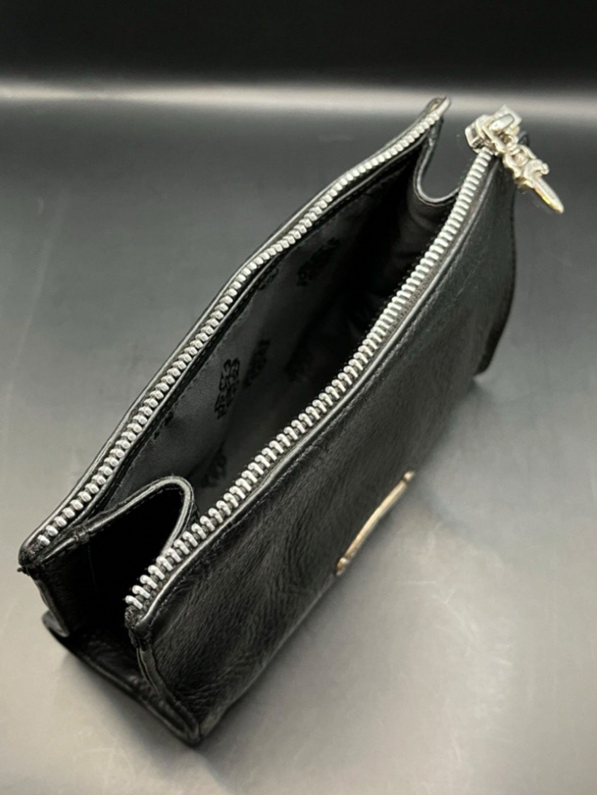 CHROME HEARTS クロムハーツ クロスパッチ レザー コスメポーチ ダガー