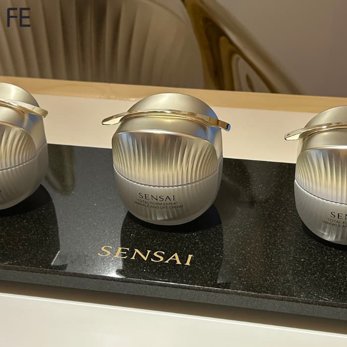 NEWS】SENSAI、“機能美”と“感性”を両立させた2025年秋の新作スキンケア