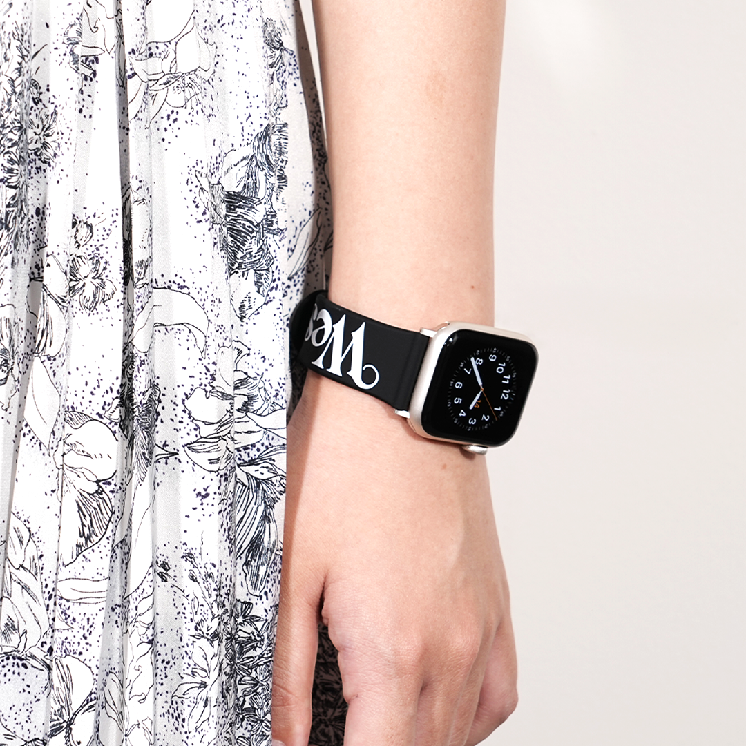 大胆ロゴ】ヴィヴィアン・ラバーバンド【Vivienne Westwood】 – Apple