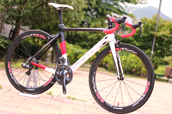 気流をコントロールするエアロロード NEILPRYDE （ニールプライド