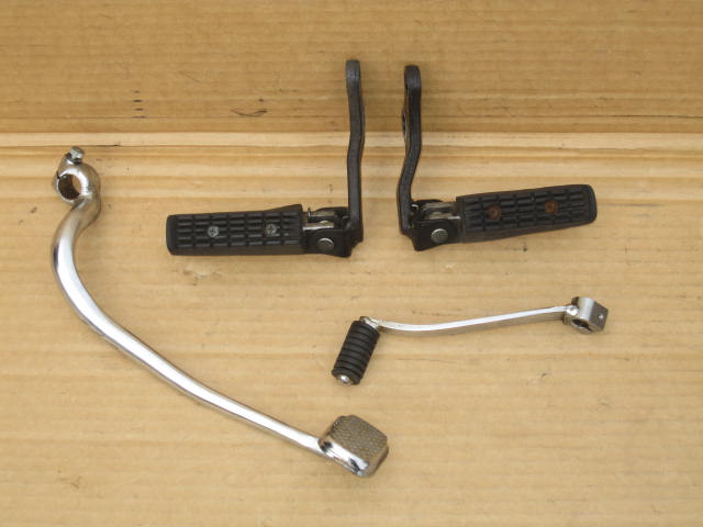 売約済み】SR400の純正パーツが入荷しました。 | バイクパーツの