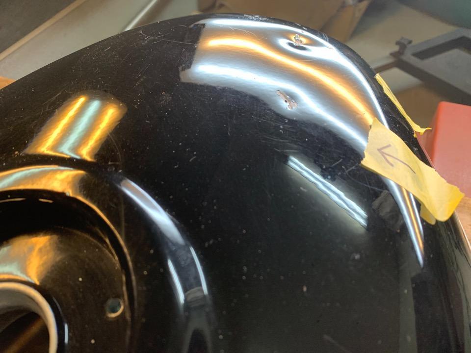 タッチアップ前提での凹み直し、GSX-R750RKアルミタンク 和歌山県