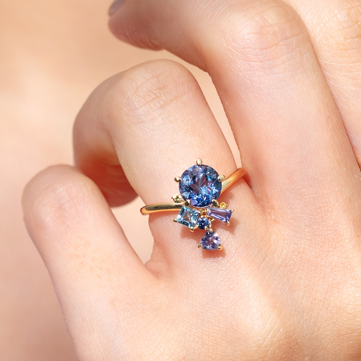 即日発送】カラーチェンジフローライト×マルチカラージュエル K18/PT