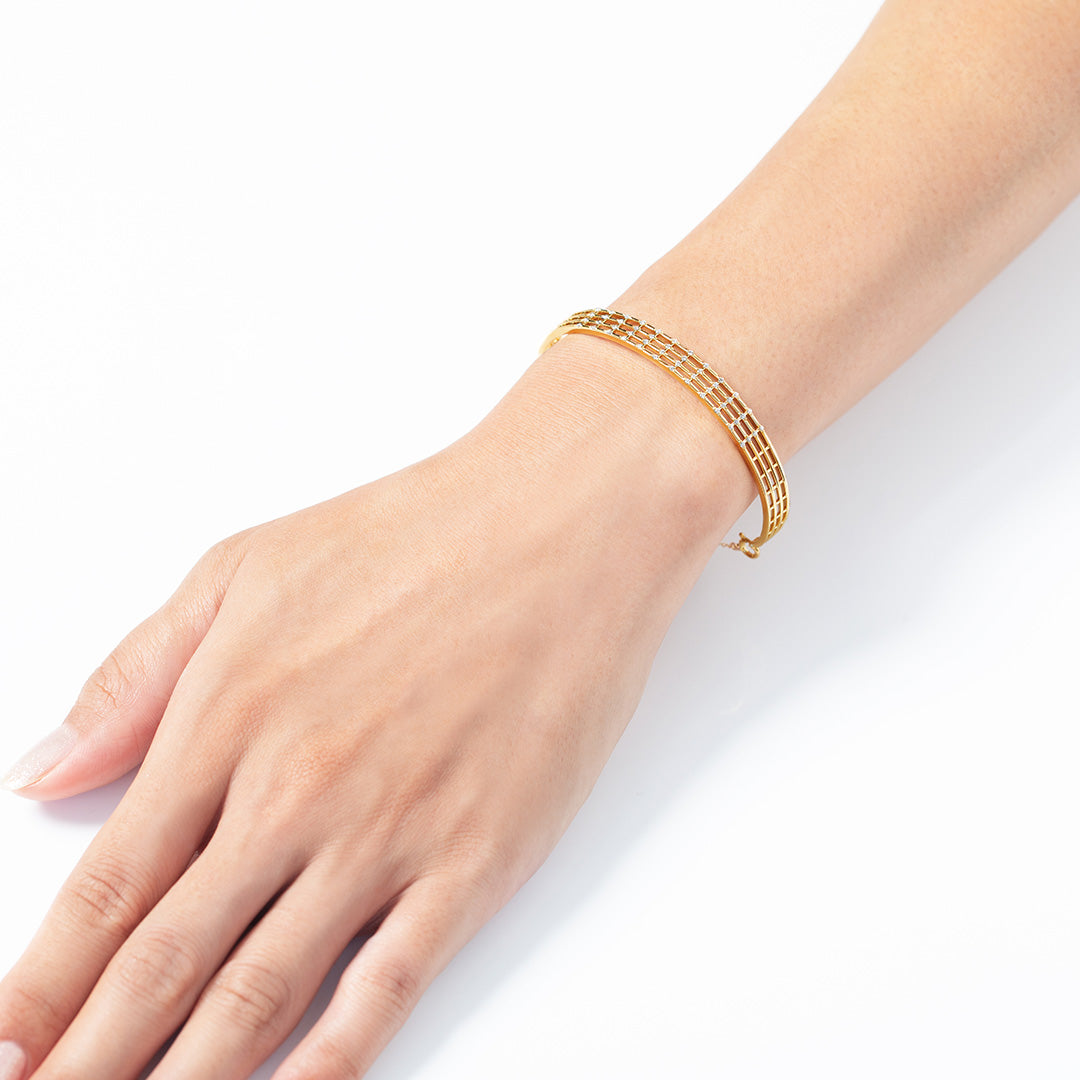 ビズー公式】ダイヤモンド K18バングル・エマドット| 誕生石や希少石