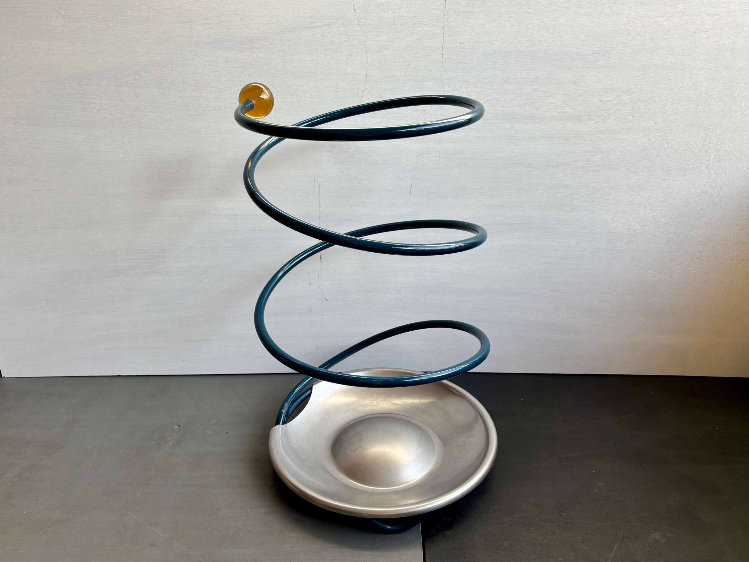 No.9239「スパイラル傘立て：ポストモダン」高さ50cm SOLD | ボルト
