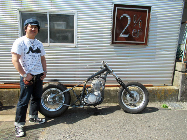 SR400 ハードテールチョッパーカスタム制作開始 野村くん① コフィン