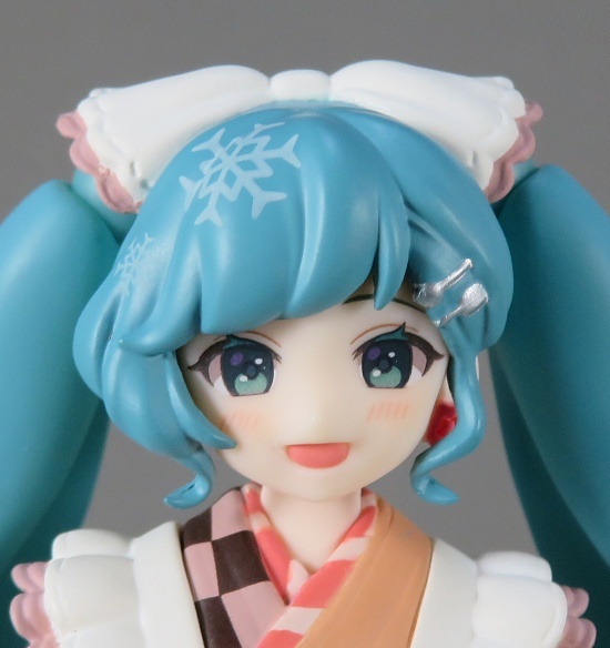 玩具レビュー figma 雪ミク 冬のごちそうver. - 金のおにぎり玩具箱