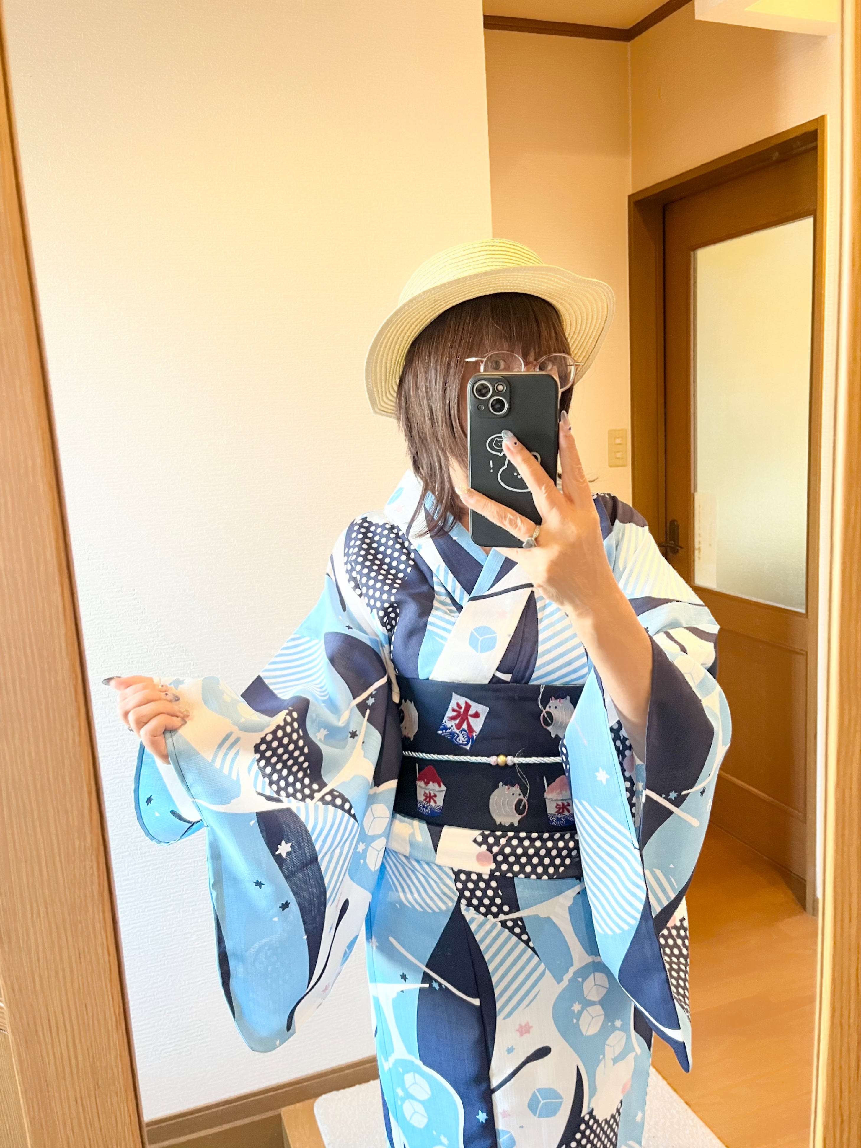 クリームソーダ柄浴衣にかき氷の帯でかき氷を食べに | keitaうさぎの
