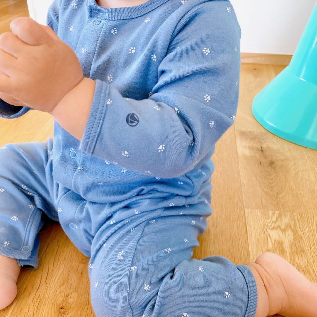 便利なベビーアイテム！プチバトー のスナップなしロンパースとボディ