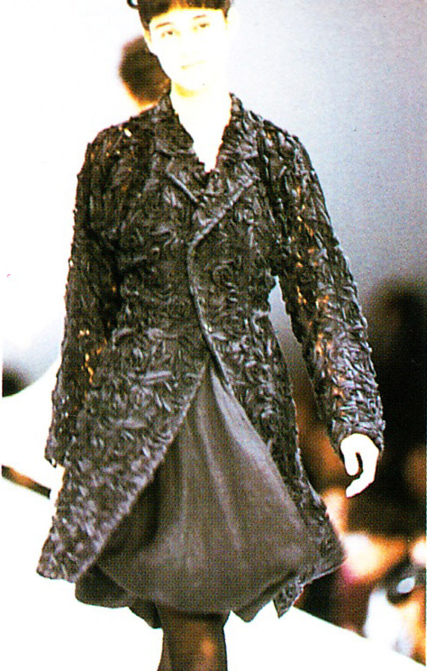 コレクション：1987 S/S COMME des GARCONS｜コムデギャルソン店舗マップ