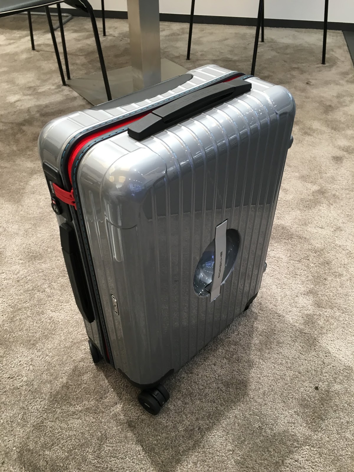 ポルシェマニア: 991-2 カレラS 911専用 RIMOWA の旅行ケースXL編