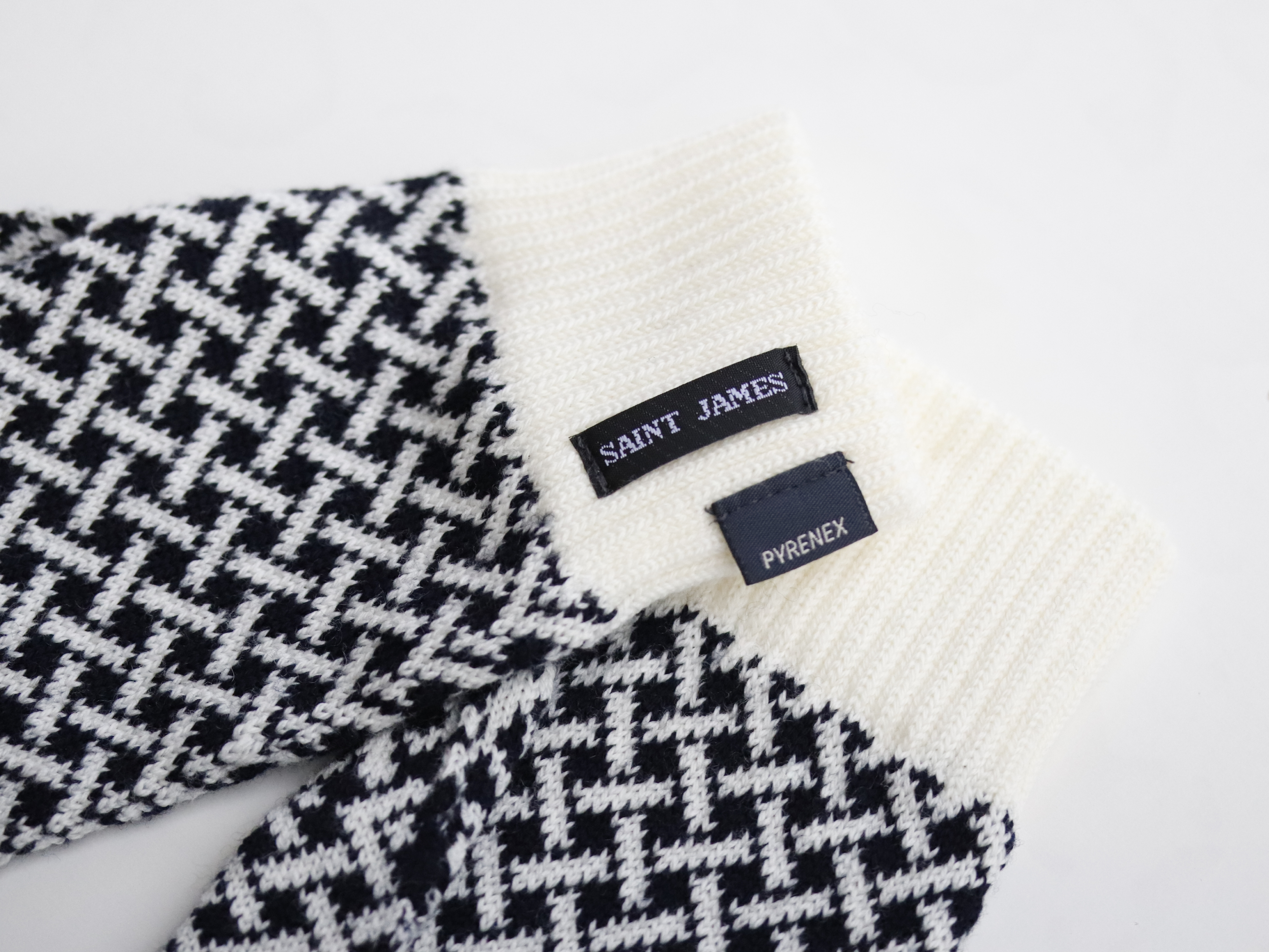 SAINT JAMES✖PYRENEX♪ | BLUEBEAT ONLINE