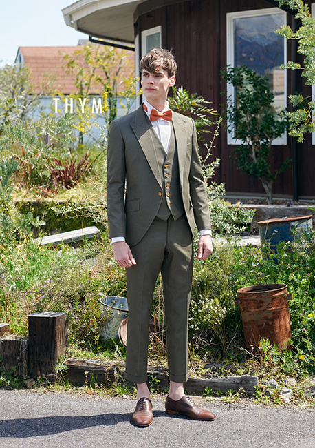 THYM カーキ｜タキシード｜オシャレでこだわり、個性的なウェディング