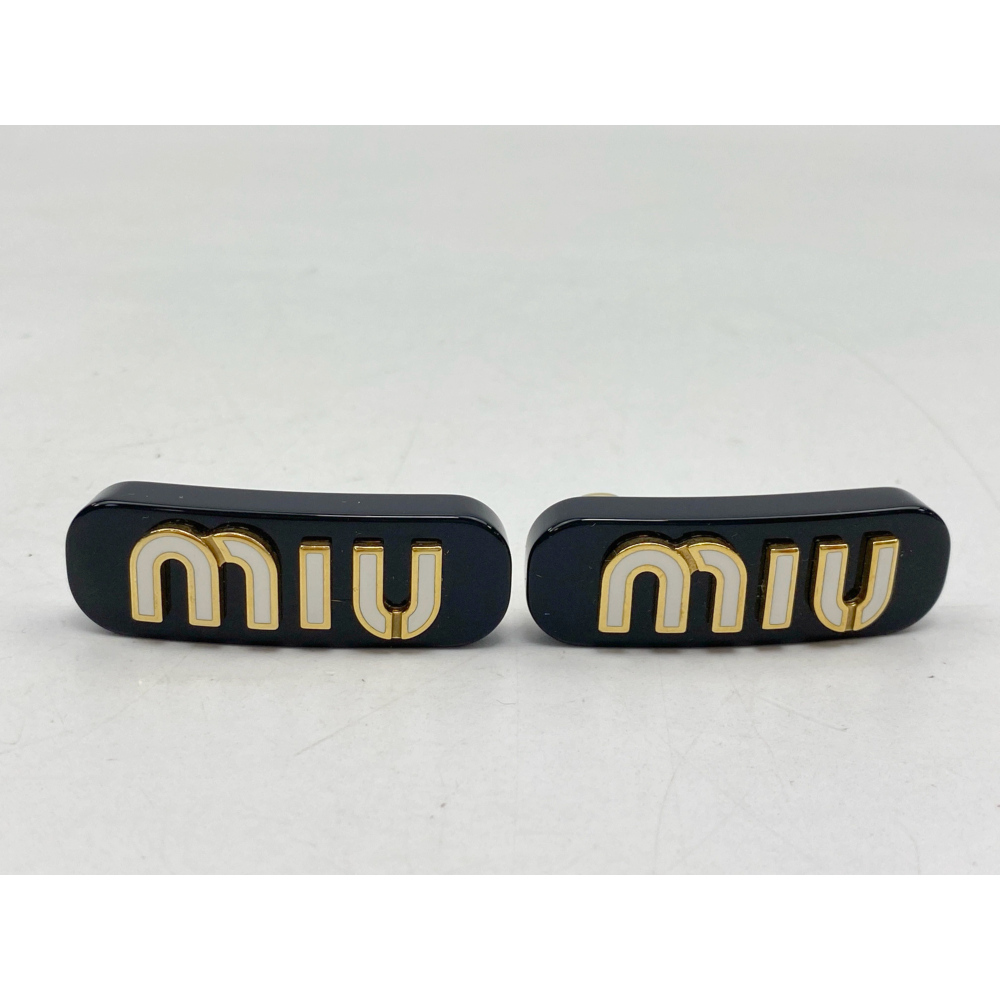 ミュウミュウ ロゴ ヘアピンセット 黒 買取実績【買取日：2025年5月9日