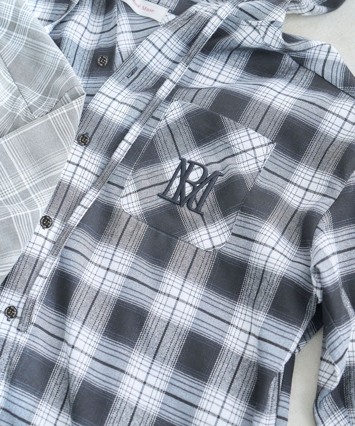 Check hoodie shirt – BUNNY APARTMENT