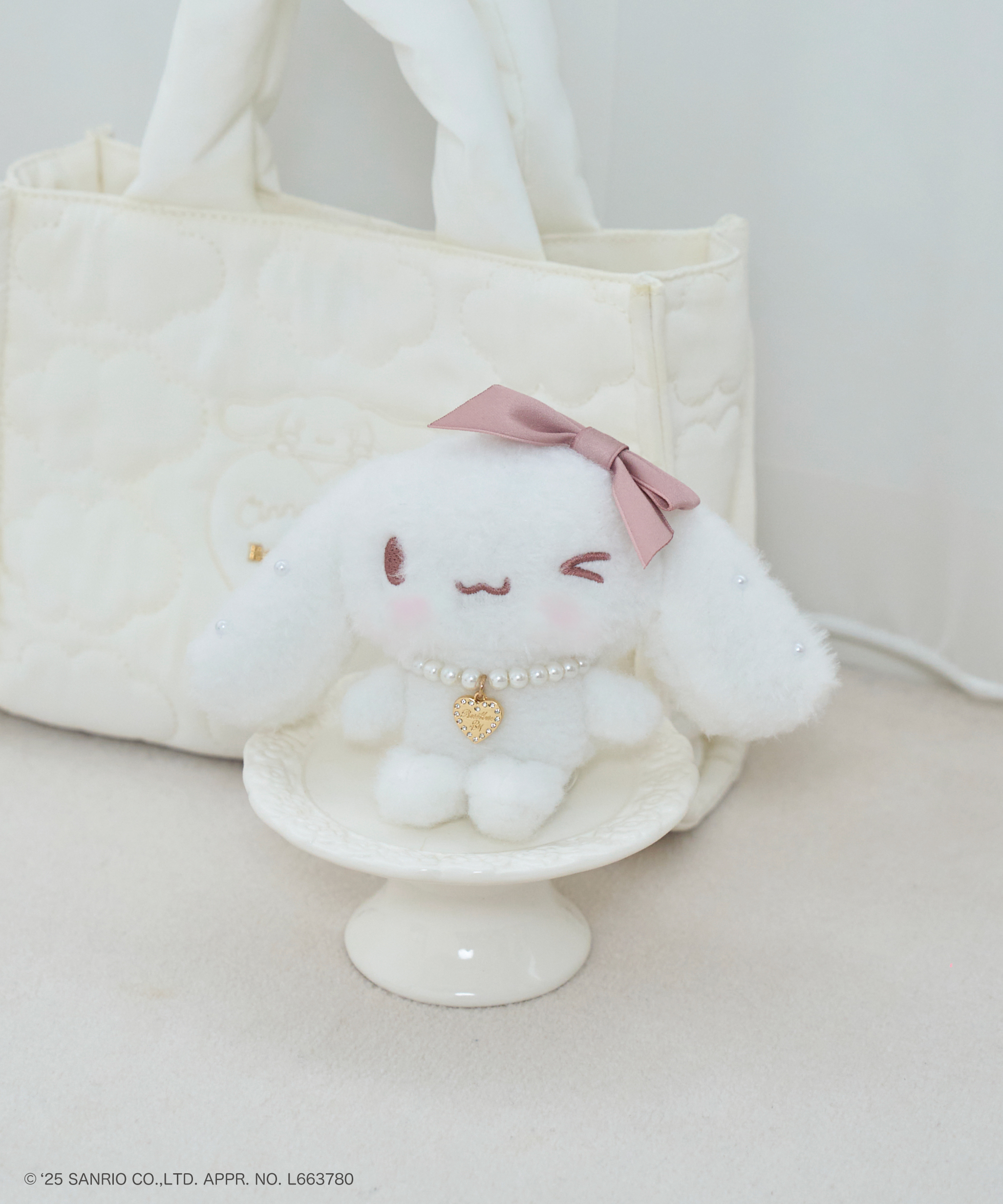 Cinnamoroll collab charm – BUNNY APARTMENT
