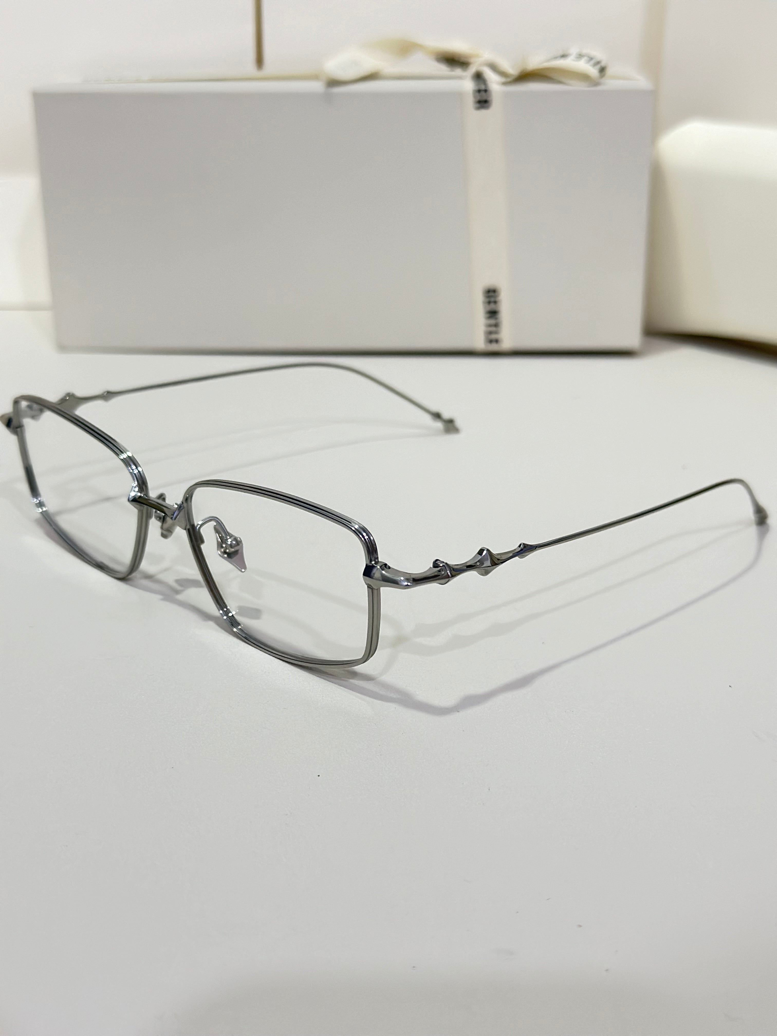 Atomic 02 – BTSGLASSES