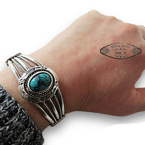 ナバホ族 バングル ターコイズ シルバー インディアンジュエリー
