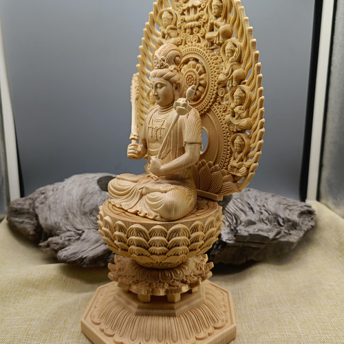 木彫り 仏像 虚空蔵菩薩座像 彫刻 一刀彫 天然木檜材 仏教工芸 彫刻