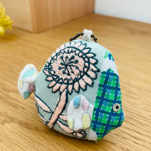 ︎︎◌再販︎︎◌⚮̈ミナペルホネンハンドメイド⚮̈お魚さんメジャー