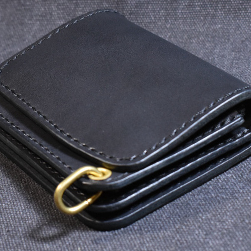 ショートトラッカーウォレット110 栃木レザーブラック 手縫い 二つ折り