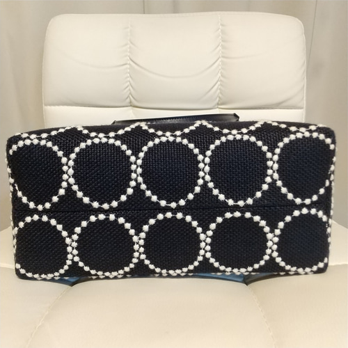 ミナペルホネン タンバリン トートバッグ 持ち手合成皮革 紺色×白 送料