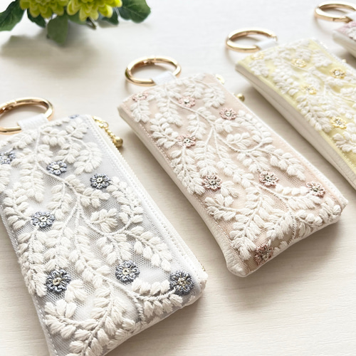 ギフトにも＊インド刺繍リボンのミニポーチ＊キーリング付き ポーチ