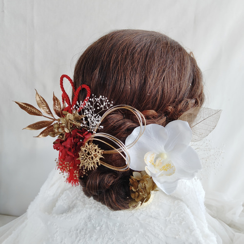 胡蝶蘭とゴールドリーフの髪飾り 成人式 卒業式 結婚式 白無垢 和装