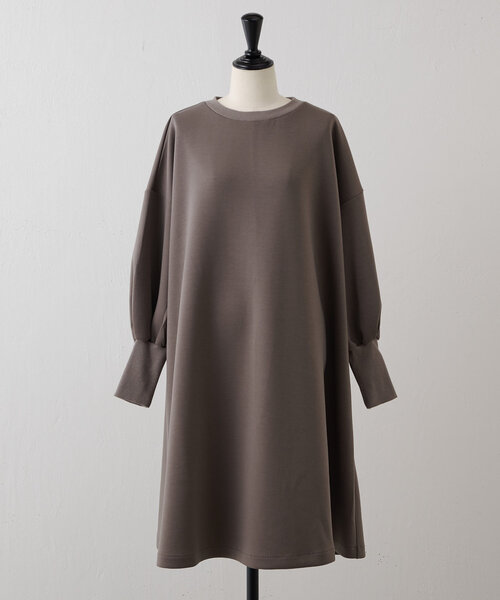 BEARDSLEY（ビアズリー）の「袖パフダンボールワンピース（ワンピース