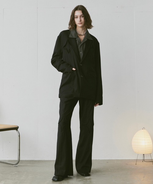 soerte（ソエルテ）の「Design tack wide flared pants/デザインタック