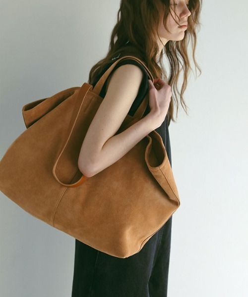 ETRE TOKYO（エトレトウキョウ）の「【再入荷！】スウェードビッグ