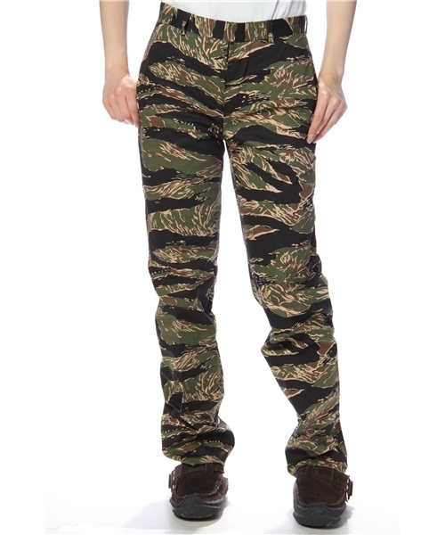 BEAMS BOY（ビームスボーイ）の「BEAMS BOY / 迷彩 NEWスラックス