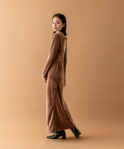 mystic（ミスティック）の「【森川企画】バックオープンベロア