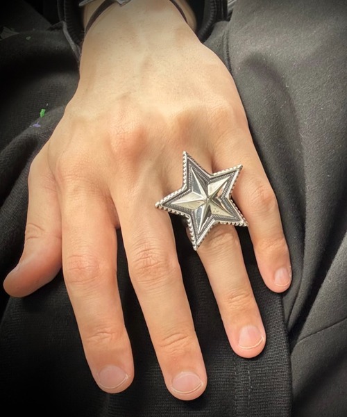 CODY SANDERSON（コディサンダーソン）の「Big Star（リング）」 - WEAR