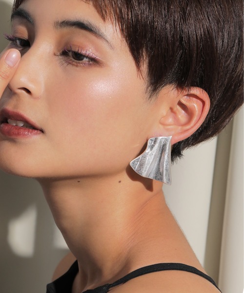 レトロ モダン モチーフ ビンテージ風 ピアス（ピアス（両耳用