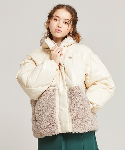 adidas（アディダス）の「ダウン シェルパミックス ジャケット