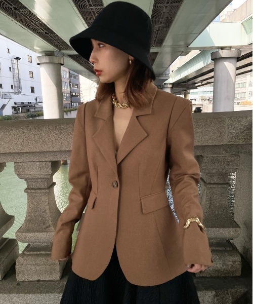 Ameri（アメリ）の「WAIST SHAPE FLARE JACKET（テーラードジャケット