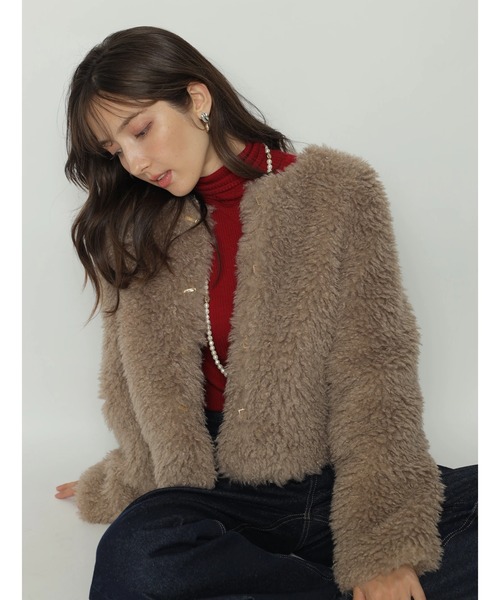 Apuweiser-riche（アプワイザーリッシェ）の「ファーブルゾン（その他