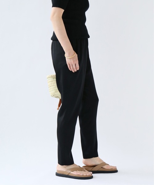 Deuxieme Classe（ドゥーズィエムクラス）の「シルクサテンパンツ