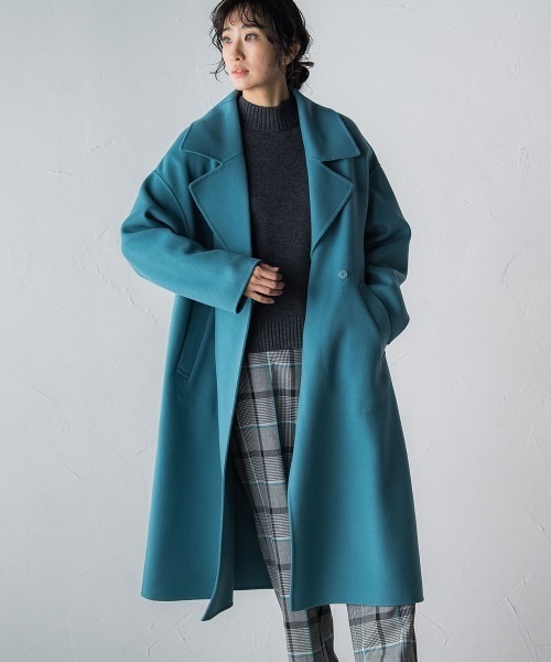 LAUTREAMONT（ロートレアモン）の「Super140ビッグカラーリバーコート