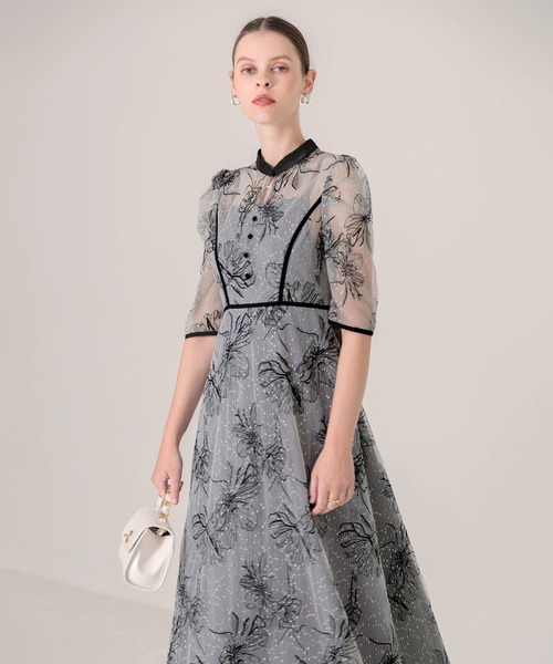 Leja（レジャ）の「【LEJA】配色パイピングプチハイネック花柄刺繍