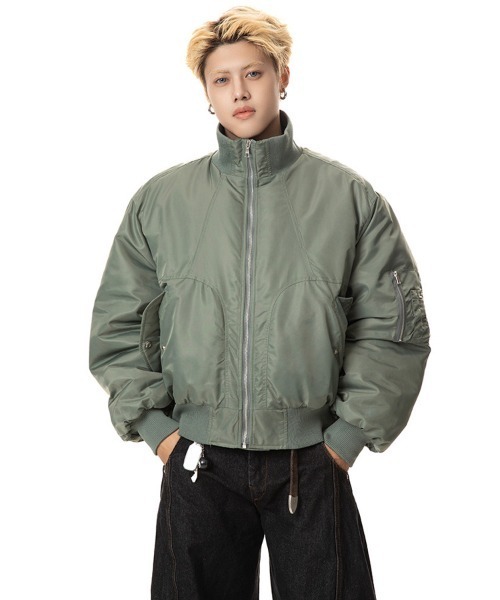 Ressaca（レサーカ）の「オーバーサイズスタンドネックMA-1フライト