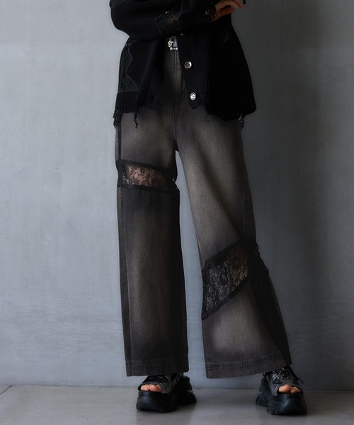 HARE（ハレ）の「【EDGY MODE】レースキリカエデニムパンツ（デニム