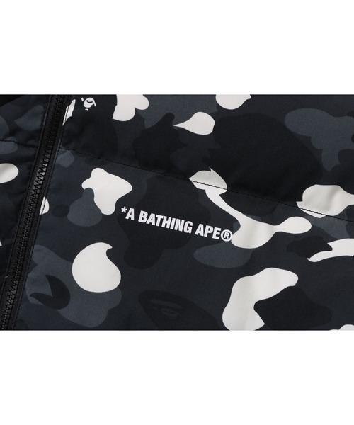 A BATHING APE（アベイシングエイプ）の「CITY CAMO REVERSIBLE DOWN