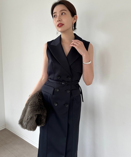 anuans（アニュアンス）の「ダブルブレストワンピース（ワンピース