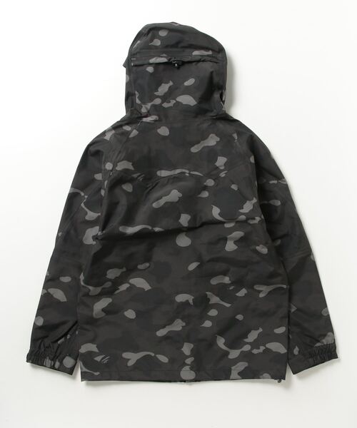 GORE-TEX COLOR CAMO SNOWBOARD JACKET M（マウンテンパーカー）｜A
